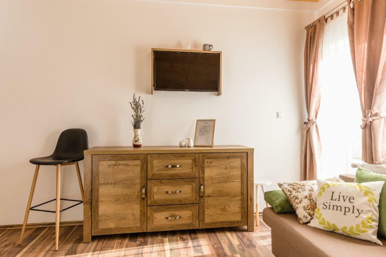 Studio Apartments Eagle Rakovica Luaran gambar